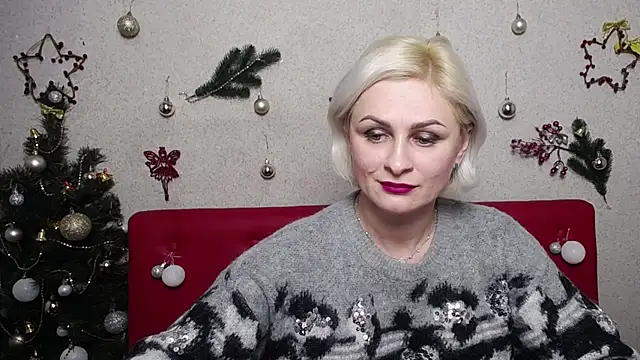 Snapshot of OliviaHorst chatting on 01.05.25 OliviaHorst online show from 01.05.25