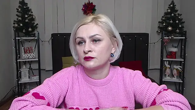 Snapshot of OliviaHorst chatting on 01.11.25 OliviaHorst online show from 01.11.25