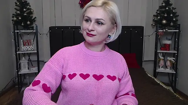Snapshot of OliviaHorst chatting on 01.11.25 OliviaHorst online show from 01.11.25