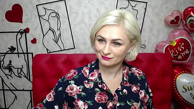 Snapshot of OliviaHorst chatting on 03.06.25 OliviaHorst online show from 03.06.25