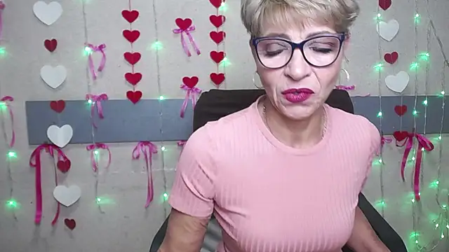 EllaBonito online show from 02.07.25