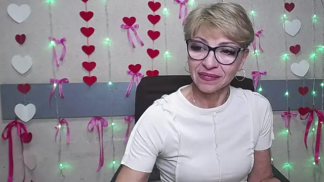 EllaBonito online show from 03.07.25