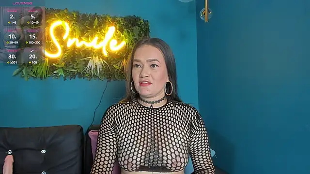 Snapshot of celestelewis chatting on 12.04.25 celestelewis online show from 12.04.25