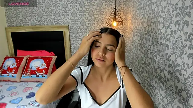 Snapshot of TATIGOLD2 chatting on 12.09.24 TATIGOLD2 online show from 12.09.24