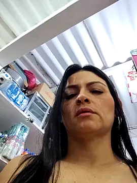 Linda Lars online show from 04.17.26