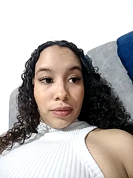 Snapshot of MarieLeon chatting on 03.16.25 MarieLeon online show from 03.16.25