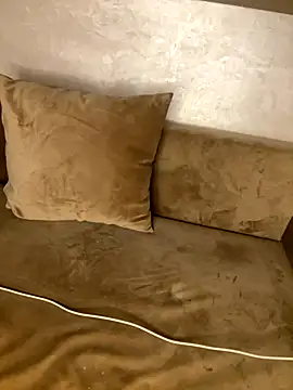 RachaCharmouta online show from 11.21.25