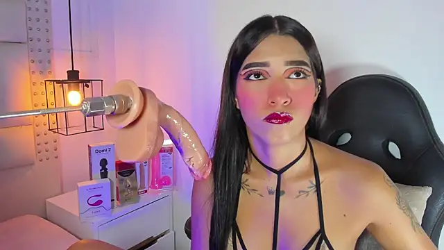 Snapshot of baby_naughty1_ chatting on 12.21.24 baby naughty1 online show from 12.21.24