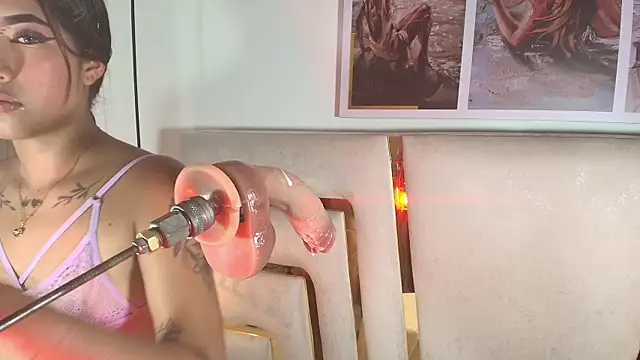 Snapshot of baby_naughty1_ chatting on 11.24.25 baby naughty1 online show from 11.24.25