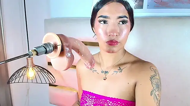 Snapshot of baby_naughty1_ chatting on 11.26.25 baby naughty1 online show from 11.26.25