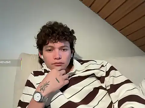 Snapshot of ccamilo-andress chatting on 09.26.25 ccamilo-andress online show from 09.26.25