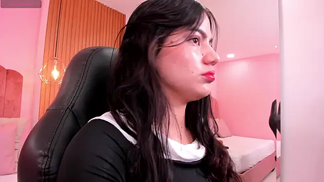 ariel jonees online show from 02.26.25