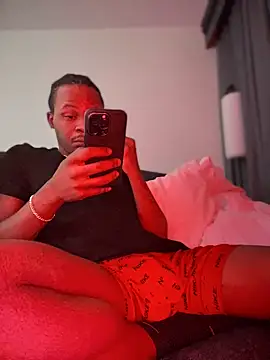 Snapshot of MobyDxck chatting on 02.09.25 MobyDxck online show from 02.09.25