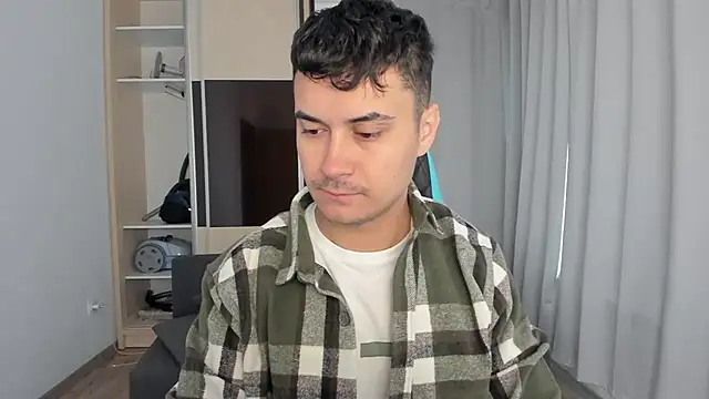 MatMalonne online show from 11.18.25