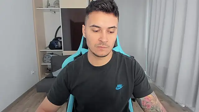 MatMalonne online show from 11.25.25