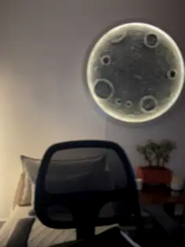 Snapshot of SarahhSmitth1 chatting on 10.29.25 SarahhSmitth1 online show from 10.29.25