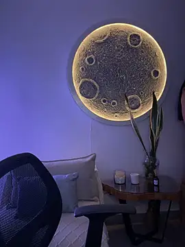 Snapshot of SarahhSmitth1 chatting on 11.15.25 SarahhSmitth1 online show from 11.15.25