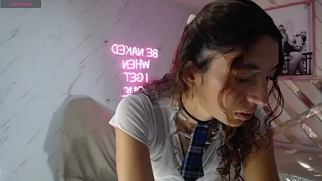 Tomoe b online show from 01.10.25