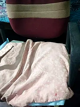 Snapshot of Ralisha_Rani chatting on 11.15.25 Ralisha Rani online show from 11.15.25