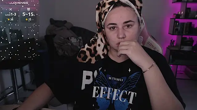 SexyWitch 666 online show from 10.24.25