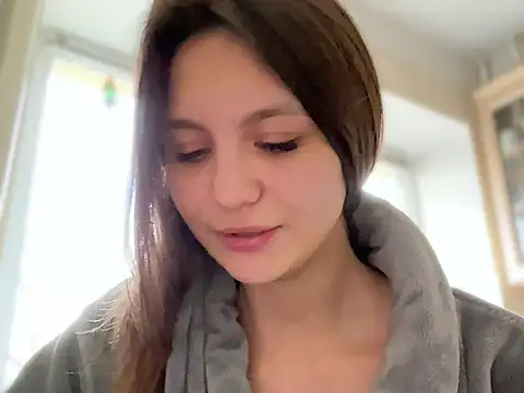 Snapshot of sweety_secret_ chatting on 12.18.24 sweety secret  online show from 12.18.24