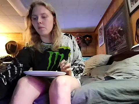 Ryan and Aurora online show from 04.17.26