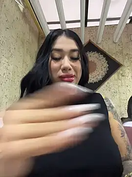 kiim taaylor online show from 11.14.25