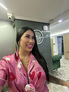kiim taaylor online show from 07.05.26