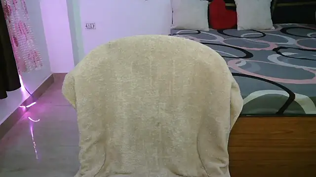 Snapshot of N-Natasha chatting on 05.17.26 N-Natasha online show from 05.17.26