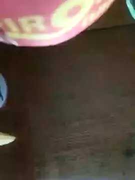 Snapshot of SweetLeila40 chatting on 12.26.24 SweetLeila40 online show from 12.26.24