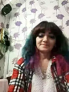 Snapshot of SweetLeila40 chatting on 01.05.25 SweetLeila40 online show from 01.05.25