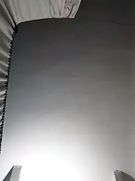 Snapshot of SweetLeila40 chatting on 02.22.25 SweetLeila40 online show from 02.22.25