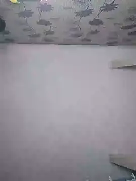 Snapshot of SweetLeila40 chatting on 09.11.25 SweetLeila40 online show from 09.11.25