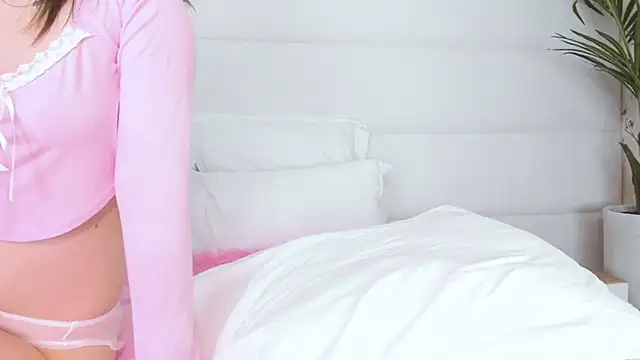 MoonAngelic online show from 01.24.25