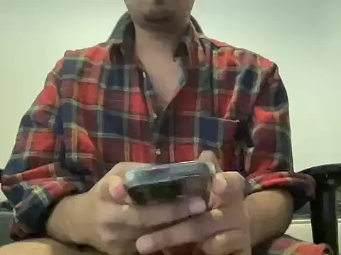 Snapshot of Har3199 chatting on 10.21.25 Har3199 online show from 10.21.25