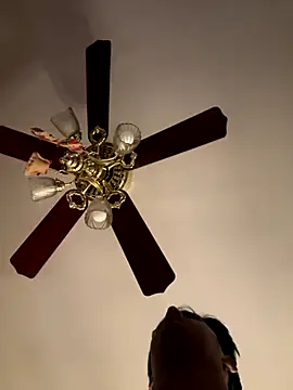 Melvinsiu online show from 12.20.25