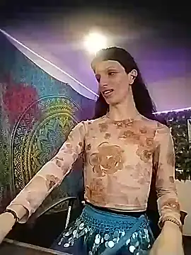 Snapshot of BurningVenus12 chatting on 12.17.25 BurningVenus12 online show from 12.17.25