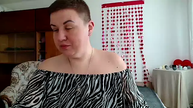 Annet1912 online show from 03.18.25