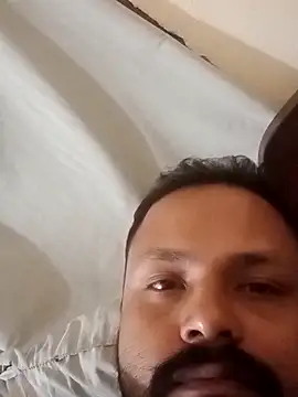 Snapshot of Aabhinashh chatting on 10.24.25 Aabhinashh online show from 10.24.25