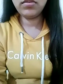 Arohi is Live online show from 02.01.25