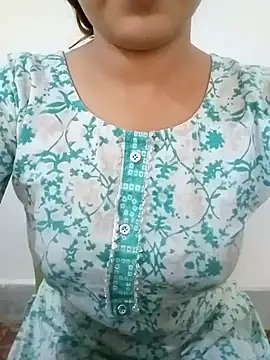 Arohi is Live online show from 03.01.25