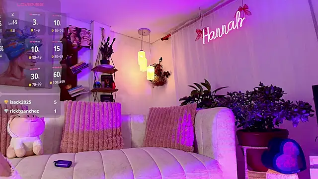 HANNAH LOVEE online show from 03.23.25