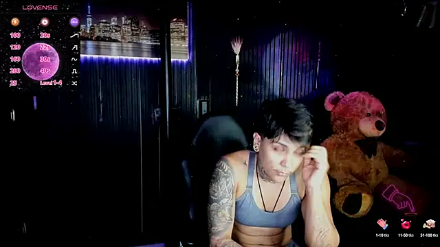 ZhoeStrong online show from 03.12.25