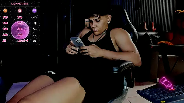 ZhoeStrong online show from 03.21.25