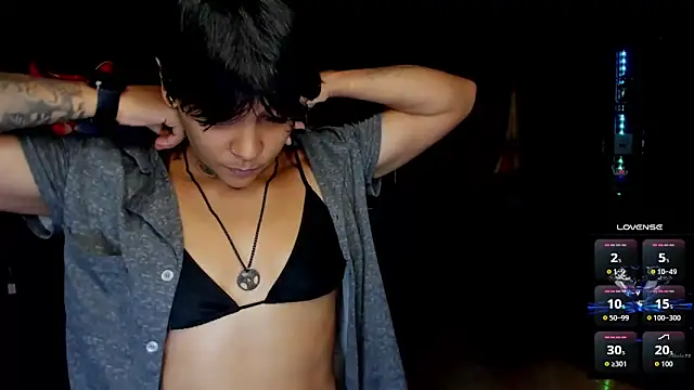 ZhoeStrong online show from 09.18.25