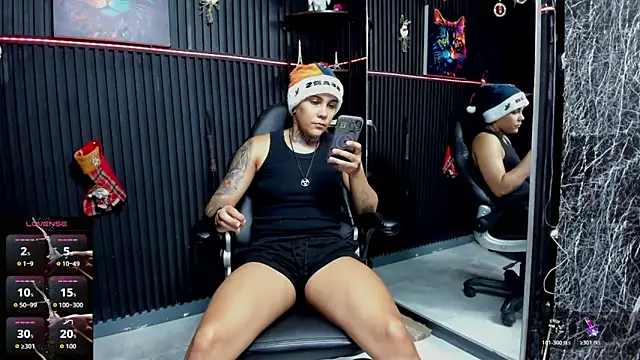 ZhoeStrong online show from 12.19.25