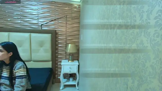 sofiaclauss online show from 11.14.25