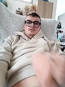 GLouglou19 online show from 11.02.25