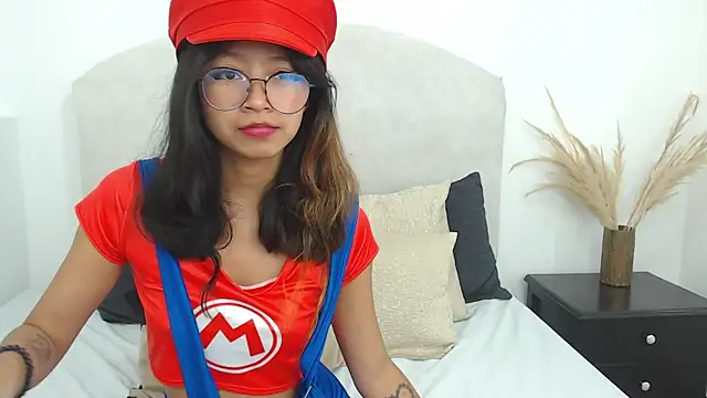 Yommi Winx online show from 02.09.25