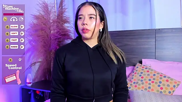 Martina Miiller online show from 02.08.25